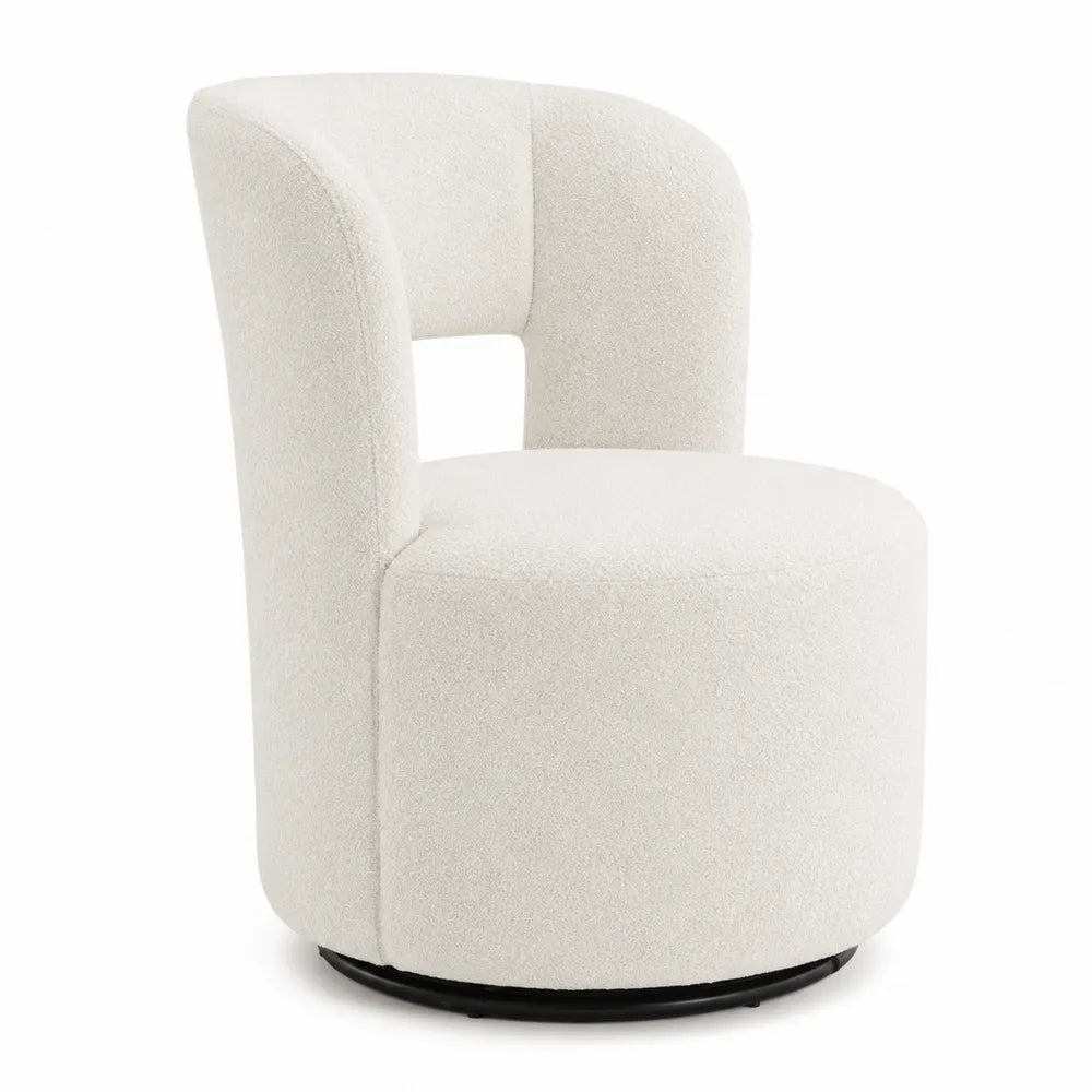 Poltrona in tessuto bouclé bianco con schienale curvo